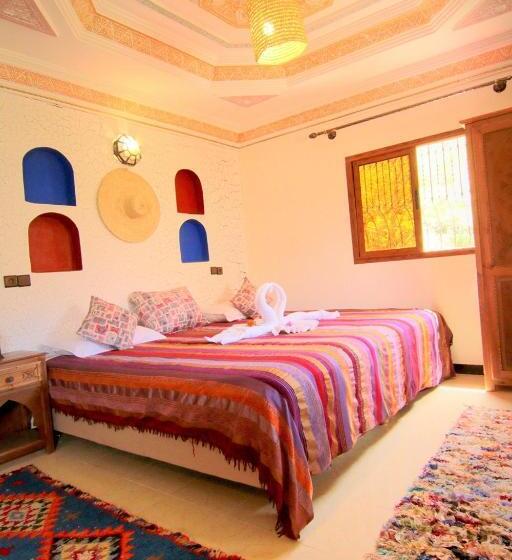 Deluxe Room with Balcony, Jnane Karma