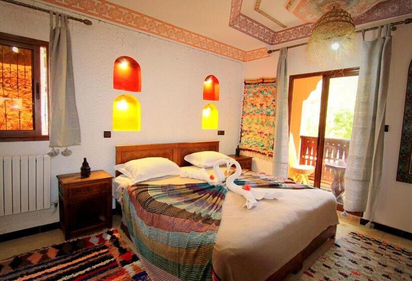 Family Room Mountain View, Jnane Karma