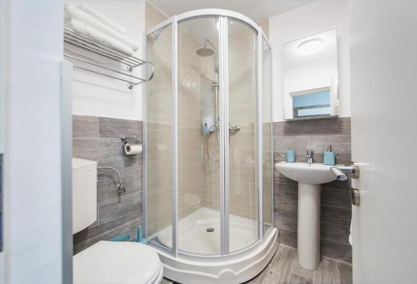 اتاق استاندارد, Apart Hotel Fresh