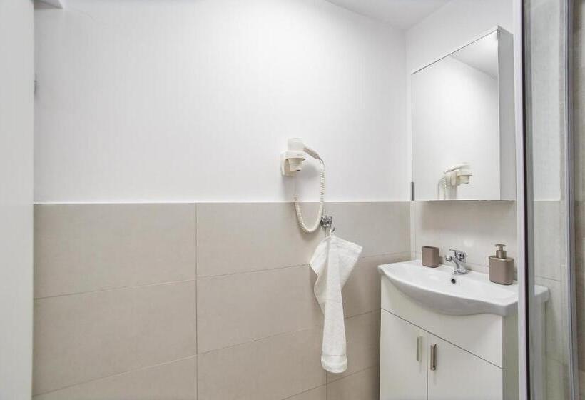 اتاق استاندارد, Apart Hotel Fresh
