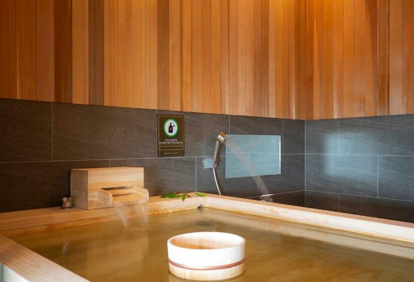 سوییت, Tomonoya Hotel & Ryokan Daecheon