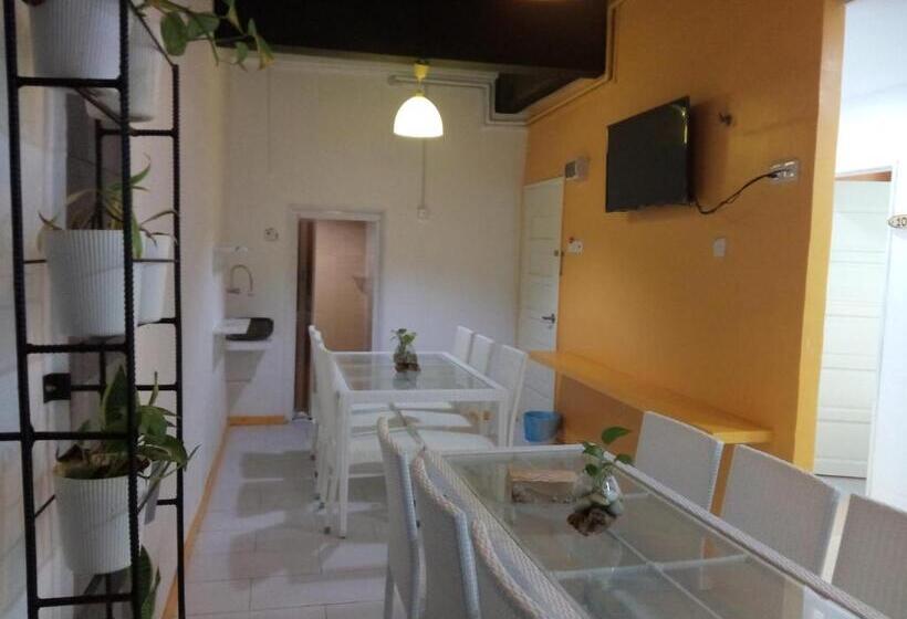 Номер Deluxe, The Serai Cottage Transit