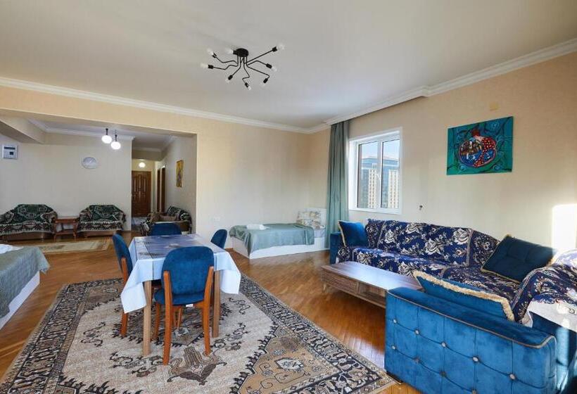 آپارتمان 1 خوابه با چشم‌انداز دریا, Leyla Apartments 1