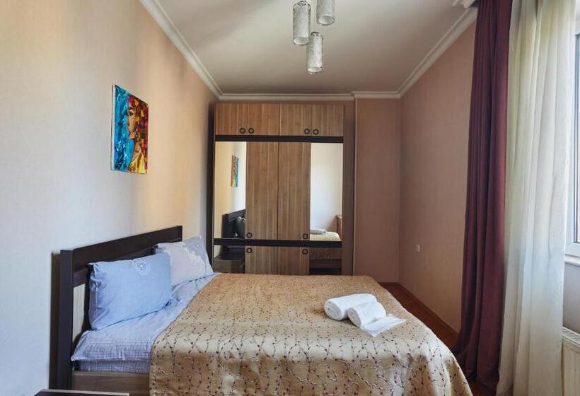 آپارتمان 1 خوابه با چشم‌انداز دریا, Leyla Apartments 1