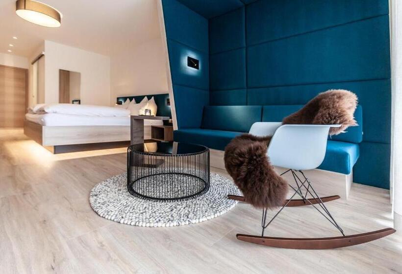 주니어 스위트, Bollenhuthotel Kirnbacher Hof