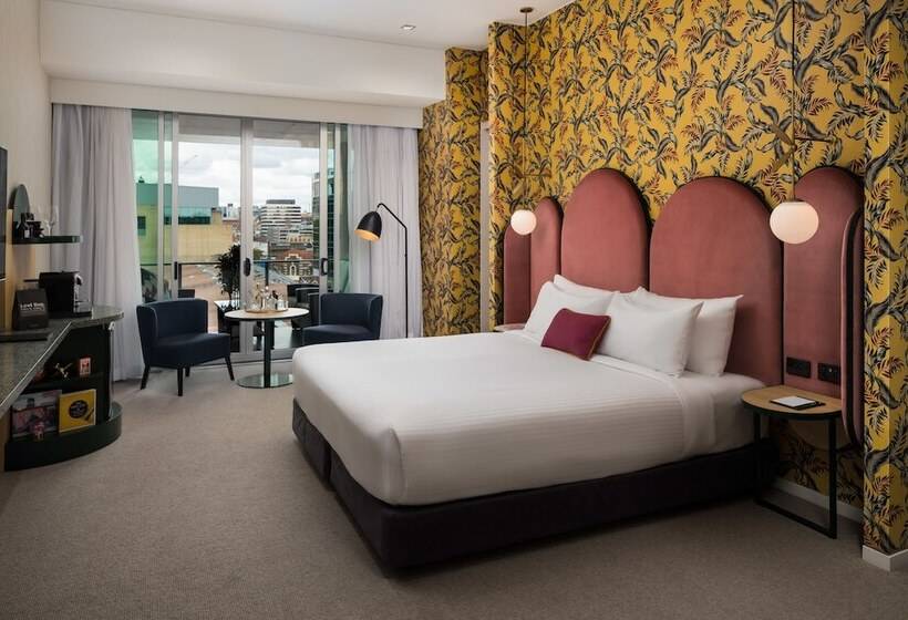 סוויטה, Ovolo The Valley Brisbane