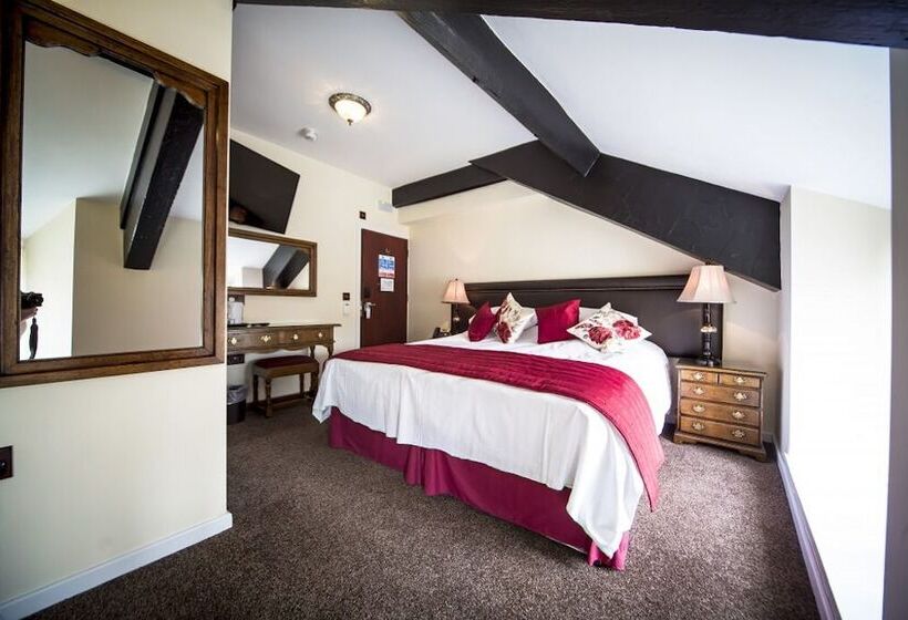 Executive Room Queen Bed, The Black Boy Inn