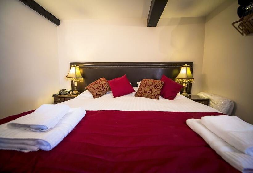 اتاق عادی با تخت دوبل, The Black Boy Inn