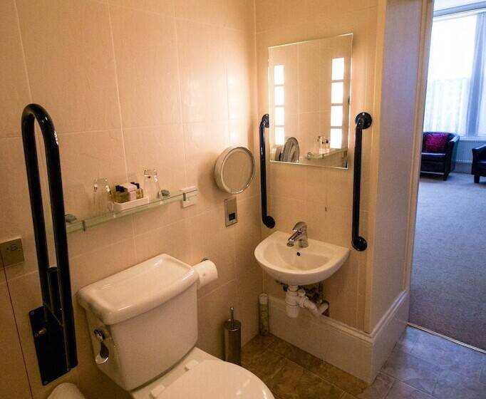 Suite Queen Bed, The Black Boy Inn