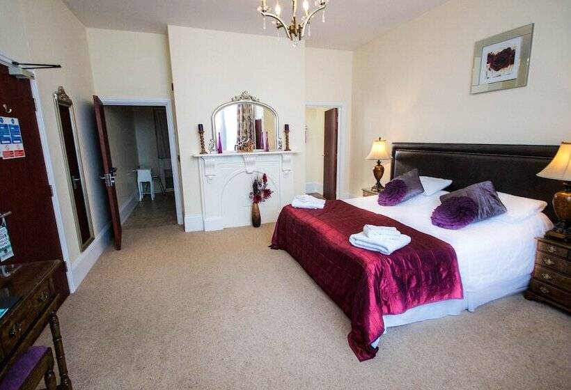 Suite Queen Bed, The Black Boy Inn