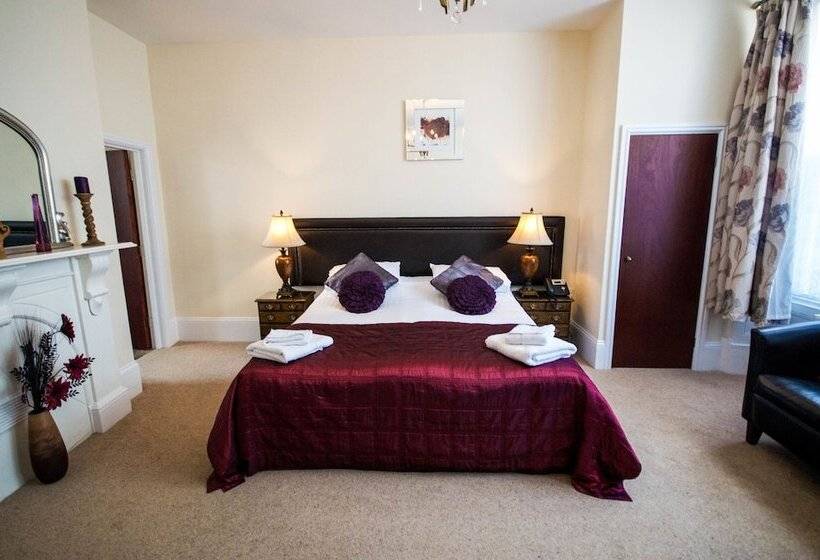 Suite Queen Bed, The Black Boy Inn