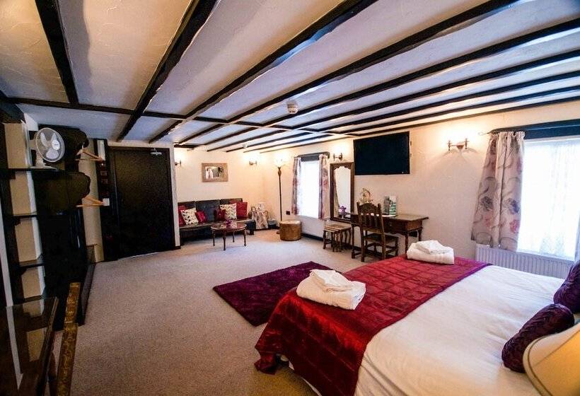 Executive Room Queen Bed, The Black Boy Inn