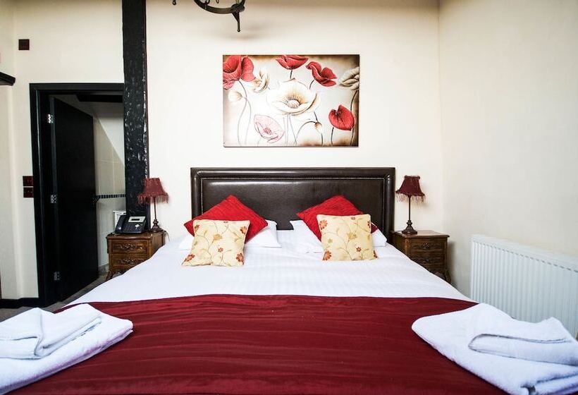 Executive Room Queen Bed, The Black Boy Inn