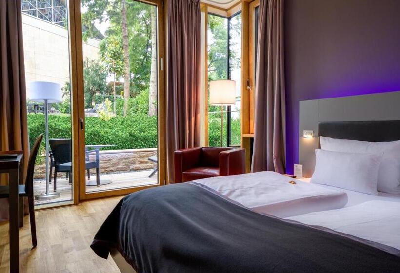 Superior-Zimmer, Qube Hotel Bergheim