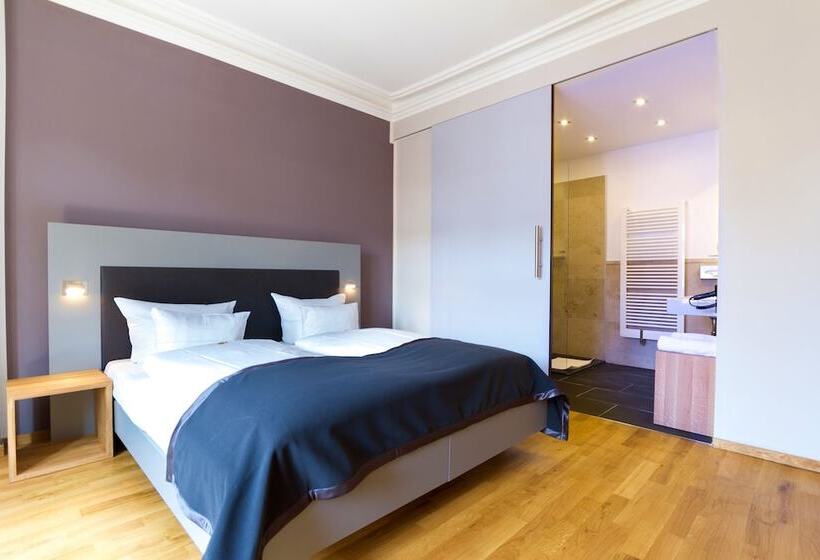 Standardzimmer, Qube Hotel Bergheim
