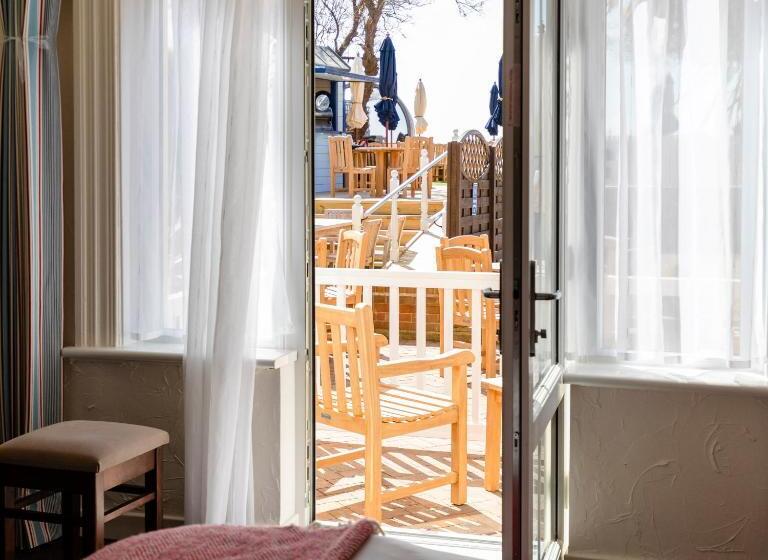 Классический номер с террасой, The Beachcroft Hotel, Bw Signature Collection