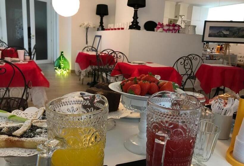 اتاق خانوادگی, Ascoli Bonjour B&b & Apartments Parcheggio Privato & Giardino