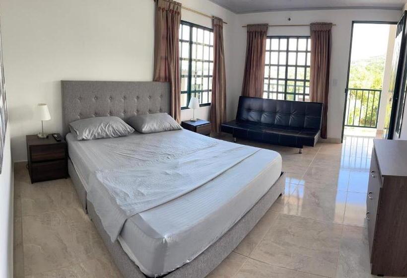 舒适三人间, Quinta Baroe