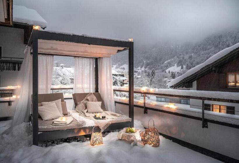 کلبه ییلاقی, Sporthotel Chalet