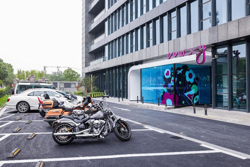 اتاق استاندارد با تخت بزرگ, Moxy Shanghai Hongqiao Necc