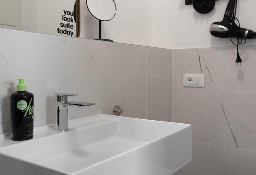 带阳台套房, Limehome Badenbaden Baderstraße