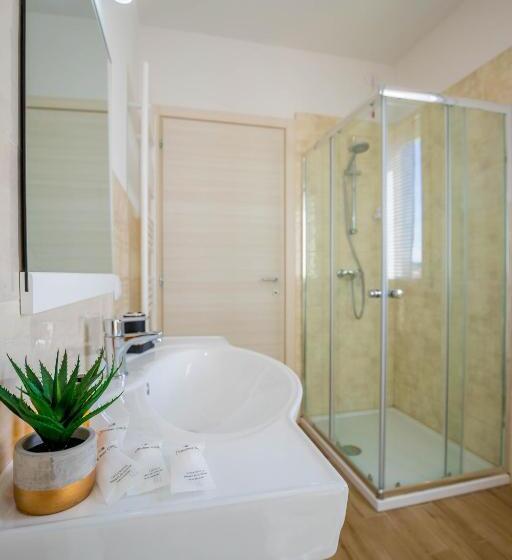 Апартаменты 2 Спальни, Residence Villa Tota