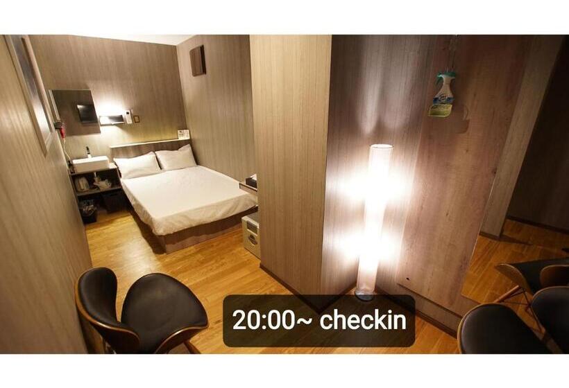 이코노미 룸, Petit Hotel Mio