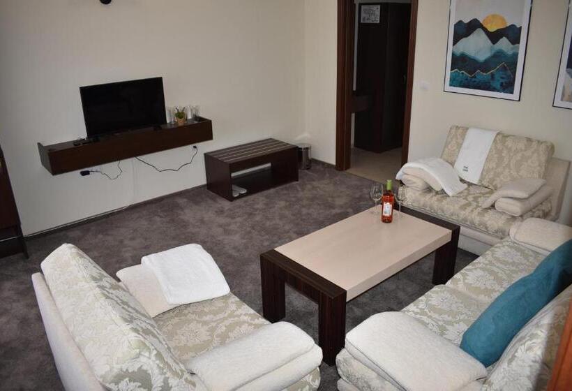 Апартаменты 1 Спальня с Балконом, Family Hotel The View & Spa