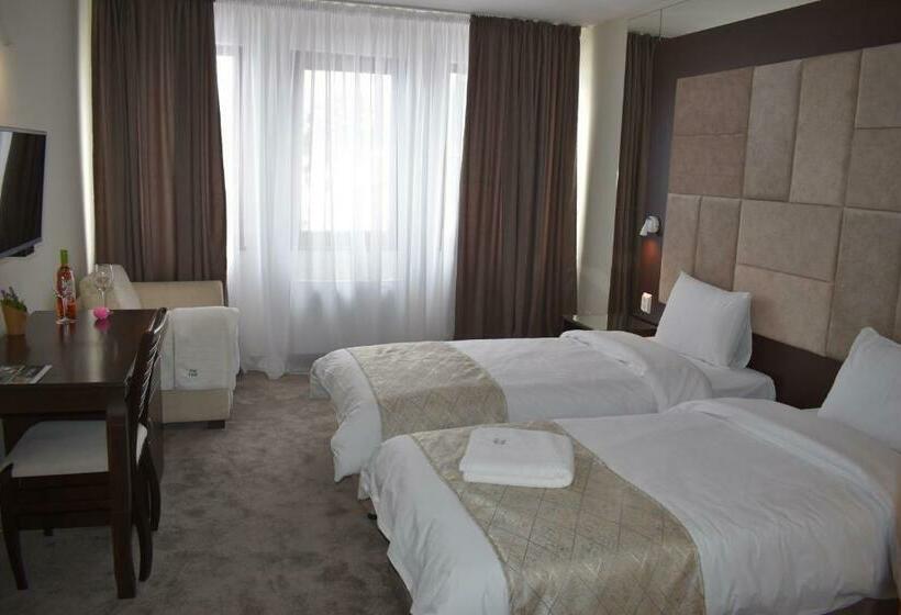 Номер Стандарт, Family Hotel The View & Spa