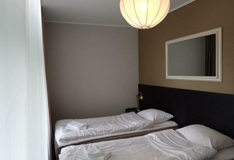 Standart Oda, Marino