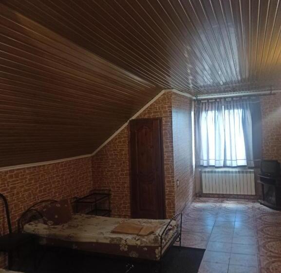 Трехместный Номер Классика, Motel Ararat