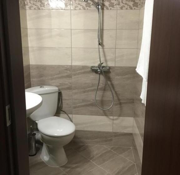 Apartamento 1 Dormitório com Terraço, къща за гости емона,обзор