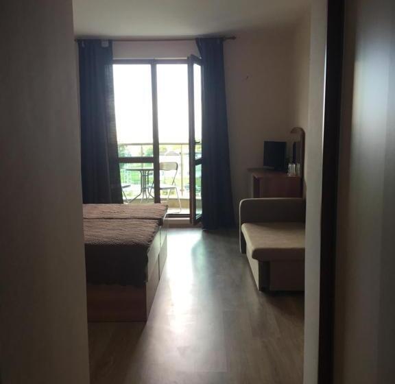 Quarto Estandar Vista Mar Lateral, къща за гости емона,обзор