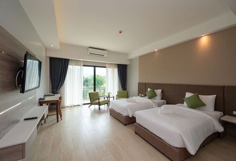 スーペリアールーム, Phumontra Resort Nakhon Nayok