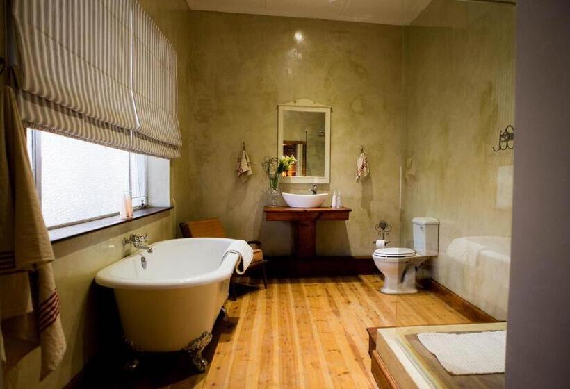 Стандартный Номер Кровать Кинг, Three Birds Country House