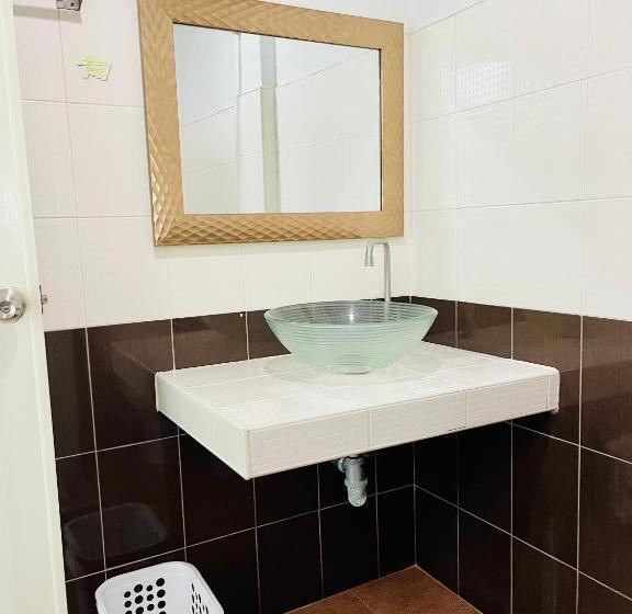 Номер Стандарт, Wassana Sitdharma Guesthouse