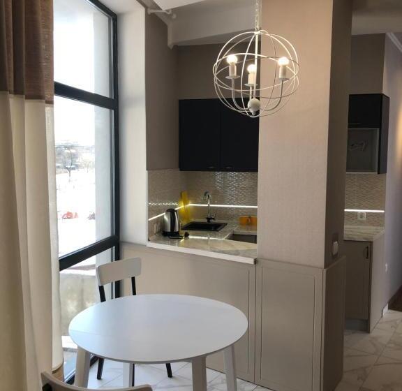 Апартаменты Deluxe 1 Спальня, Motel Kurortnyy & Spa