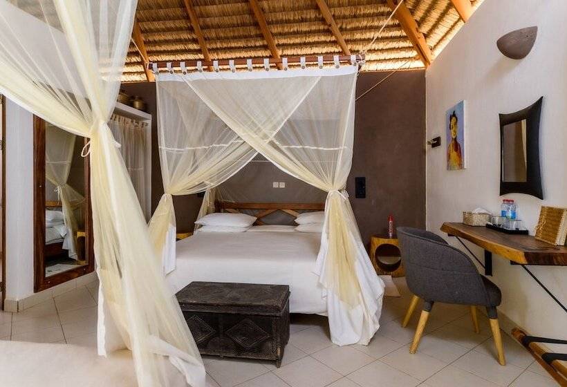 بانگلوی سوپریور, Auberge De La Table