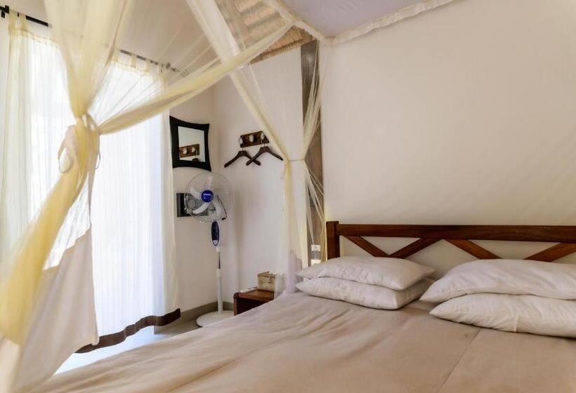 بانگلوی استاندارد, Auberge De La Table