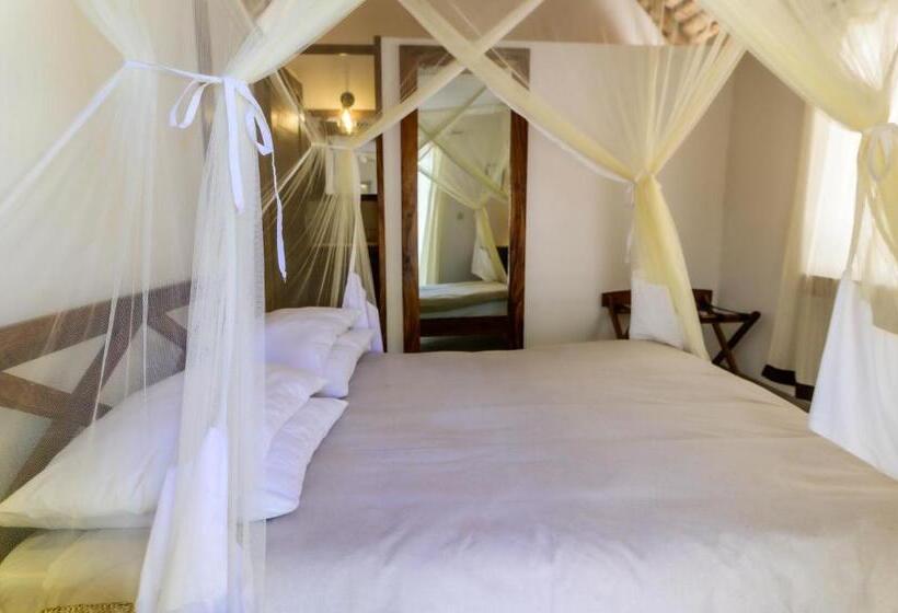 بانگلوی استاندارد, Auberge De La Table