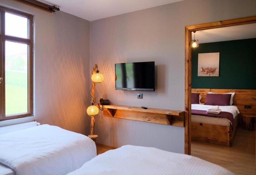 Family Suite, Zeyti̇ndali Yayla Otel
