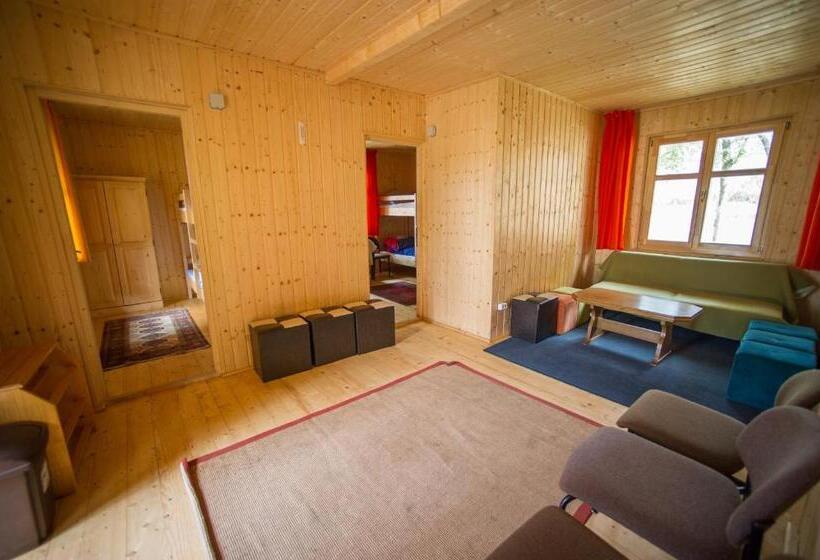 Семейный Номер, Jugendzentrum Seligstadt