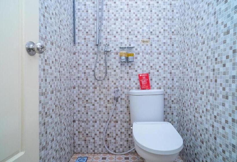 Номер Стандарт, Reddoorz Syariah Near Taman Siring 2