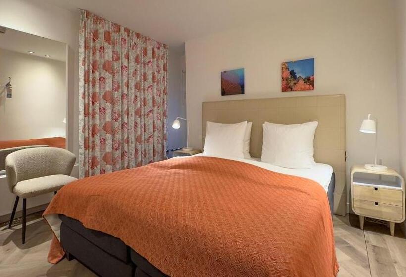 Номер Комфорт, Badhotel Bruin