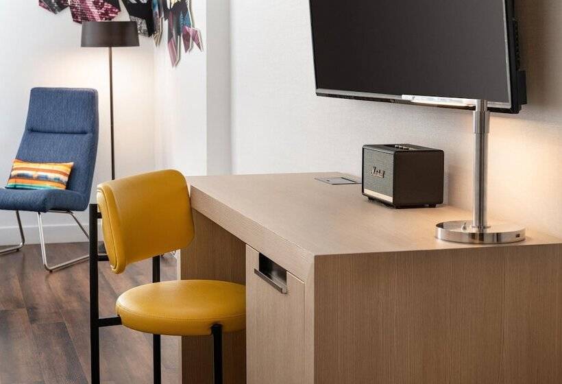 Номер Стандарт, Aloft Mountain View