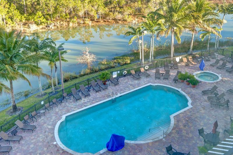 스위트 킹사이즈 침대, Embassy Suites By Hilton Fort Myers Estero