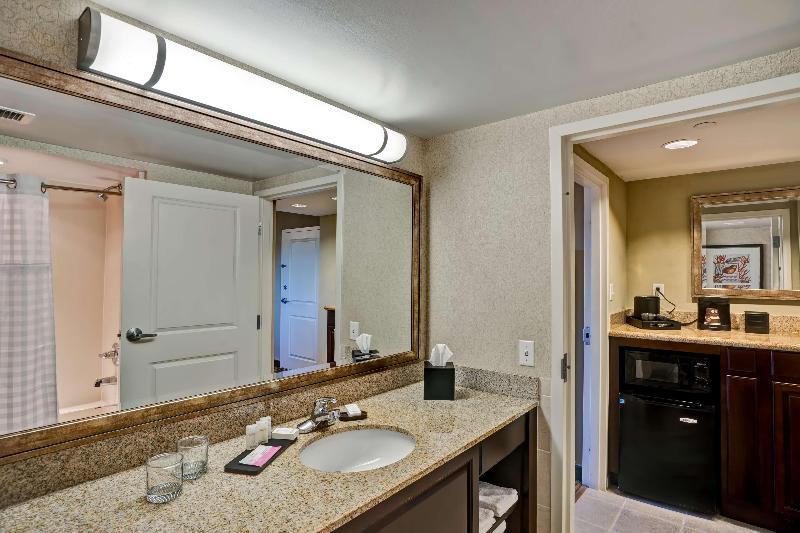 풀장 전망 스위트, Embassy Suites By Hilton Fort Myers Estero