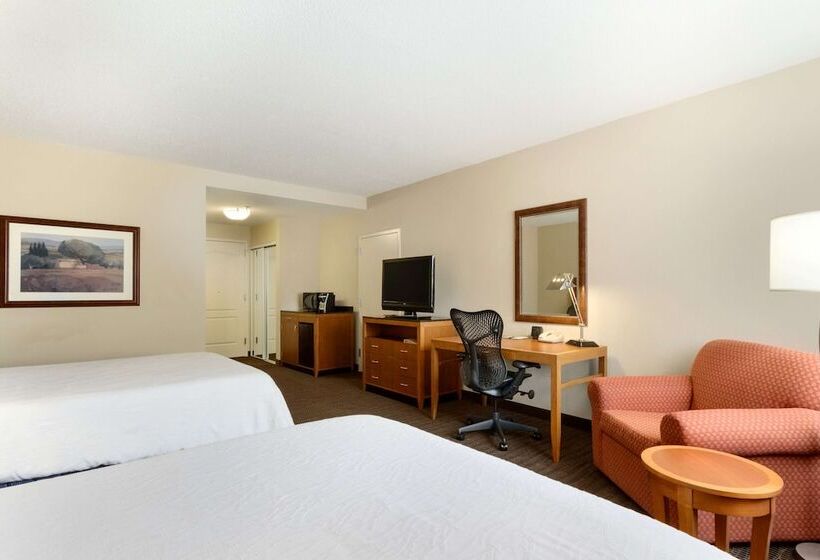 Номер Стандарт Адаптированный для Инвалидов, Hilton Garden Inn Atlanta East/stonecrest