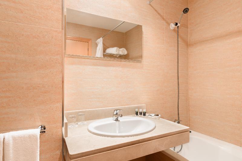 Номер Стандарт Кровать Кинг Адаптированный для Инвалидов, Hilton Garden Inn Seattle  Issaquah