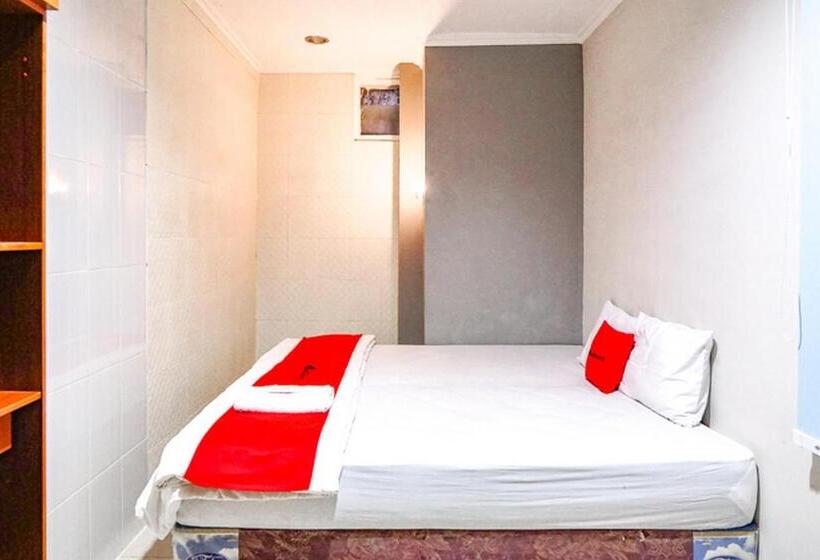 Семейный Номер, Reddoorz @ Citraland Surabaya